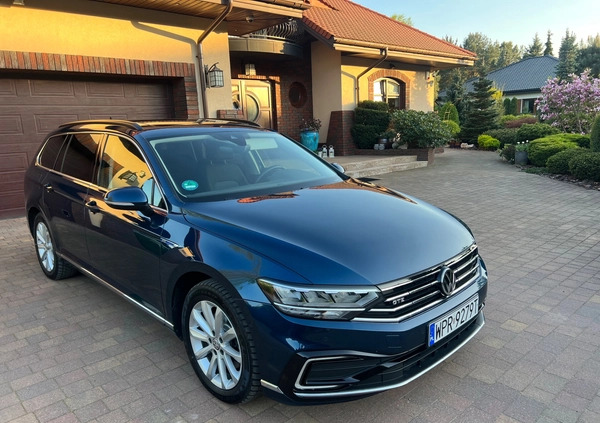 Volkswagen Passat cena 92500 przebieg: 65000, rok produkcji 2020 z Ciężkowice małe 781